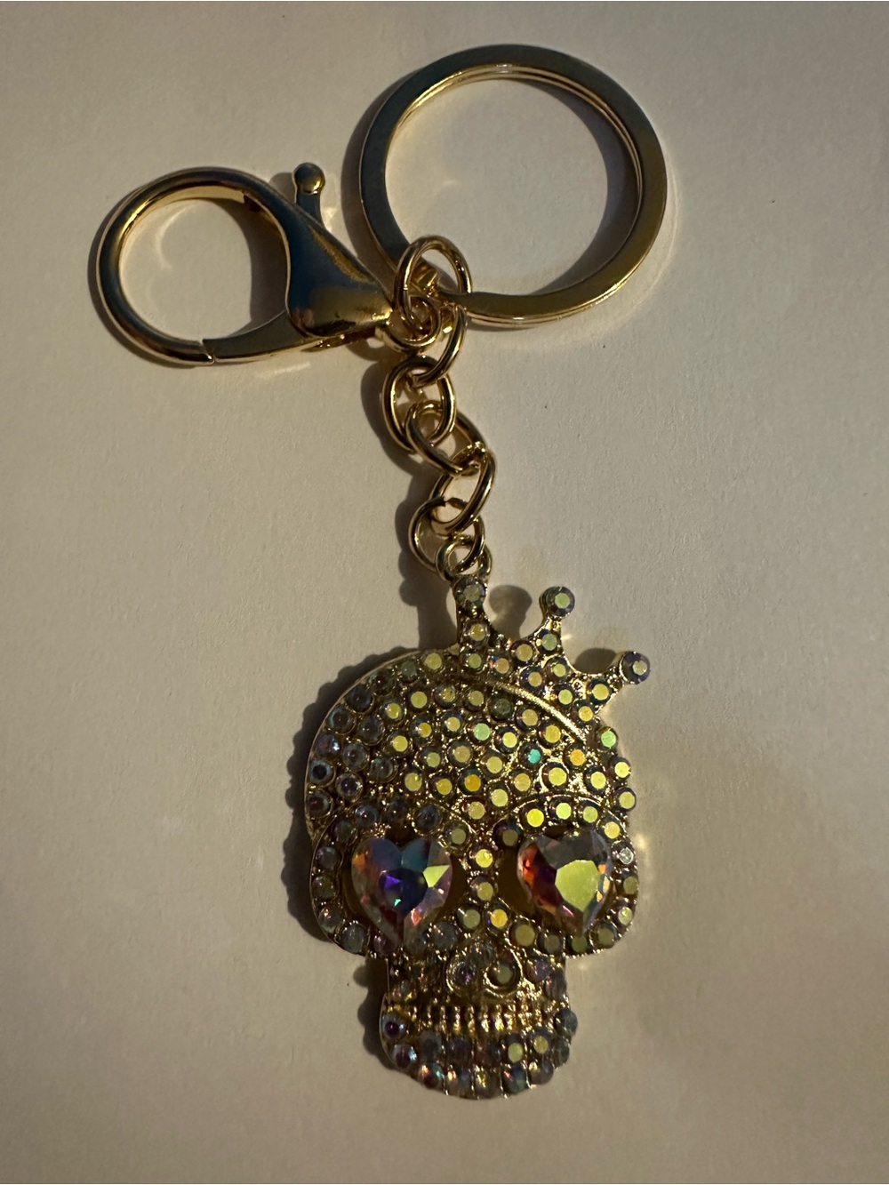 Gold Tone Crystal Skull Keychain/Bagcharm w/Heart Gem Eyes Iridescent Crystal